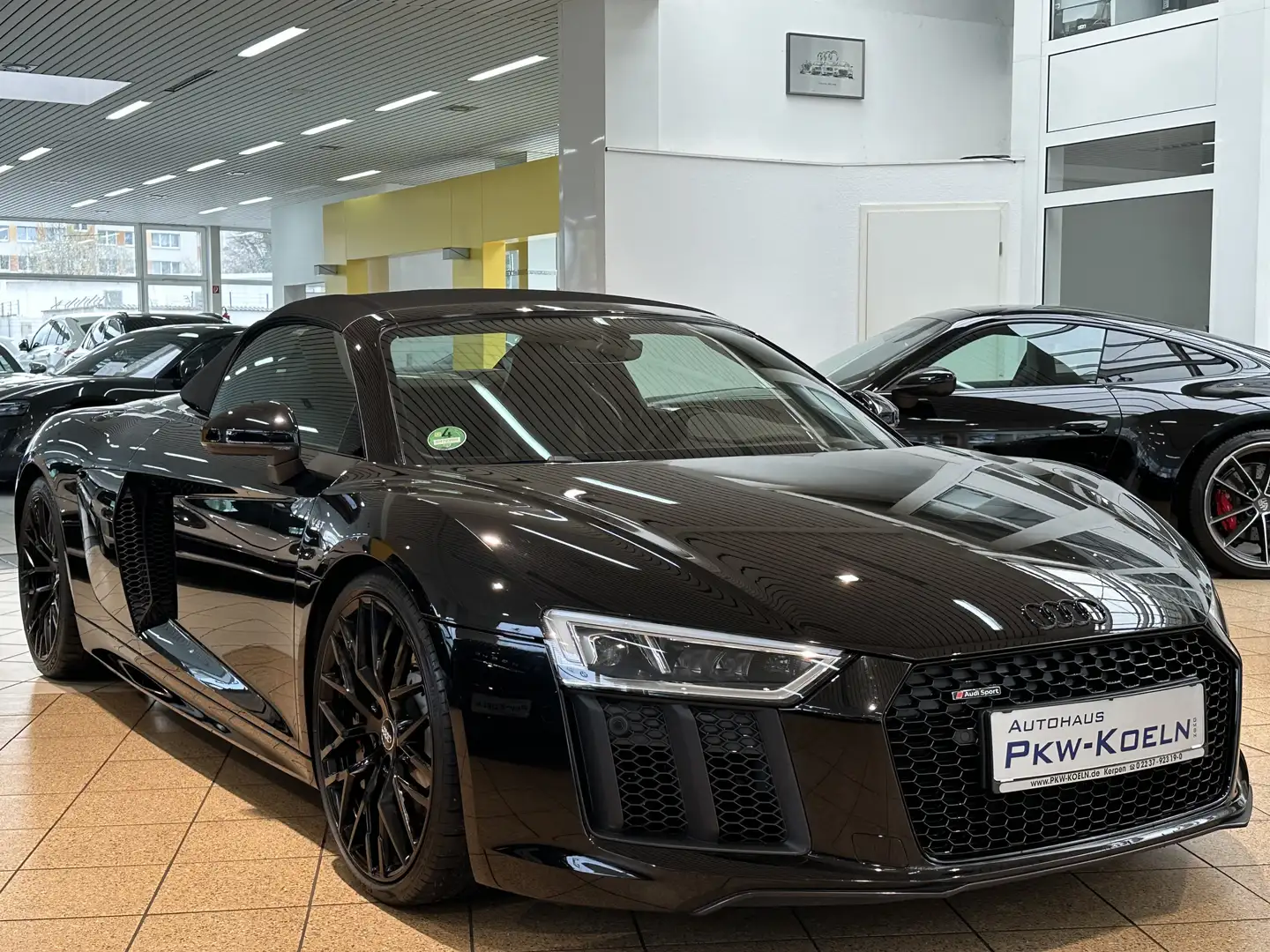 Audi R8 5.2 FSI RWS *LED*ADVANCED KEY*B&O*ViRTUAL* Schwarz - 2