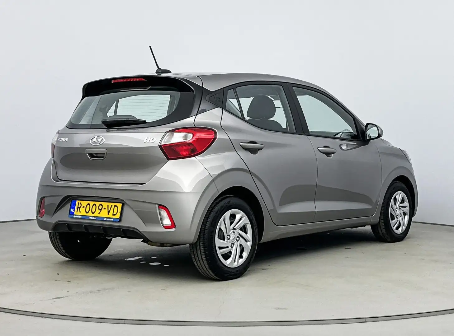 Hyundai i10 1.0 Comfort |Airco| Cruise control| Apple/Android Gris - 2