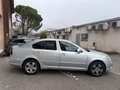 Skoda Octavia 1.6 TDI 105 CR FAP Elegance DSG / Distri Faite / Suivi d'entretien Grau - thumbnail 4