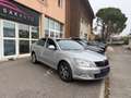 Skoda Octavia 1.6 TDI 105 CR FAP Elegance DSG / Distri Faite / Suivi d'entretien Grau - thumbnail 3