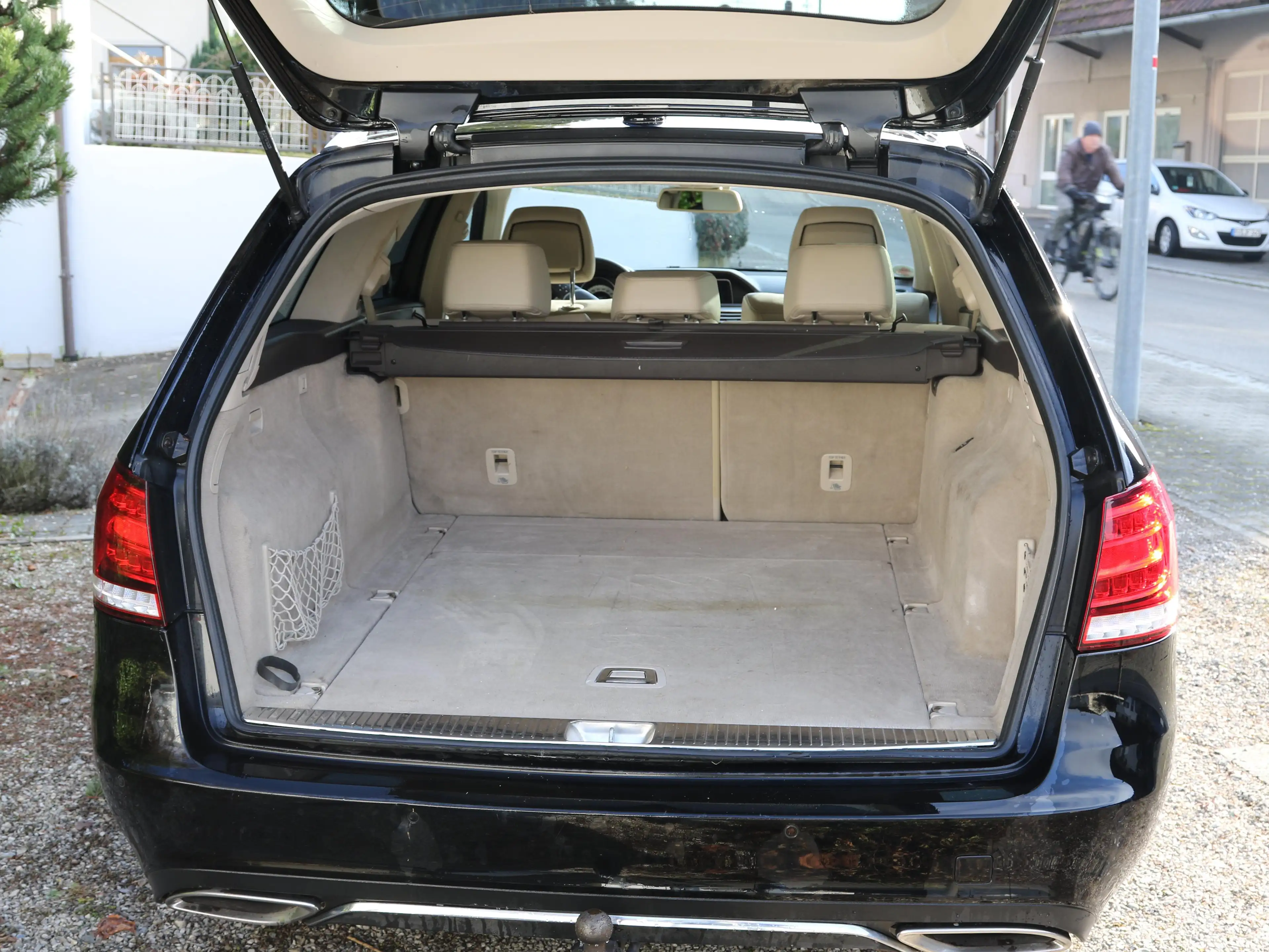 Mercedes-Benz E 250 E-Klasse T-Modell Diesel T CDI DPF 4Matic- — photo 9