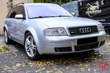 Avant 4.2 V8 340pk Recaro BOSE Xenon Carbon