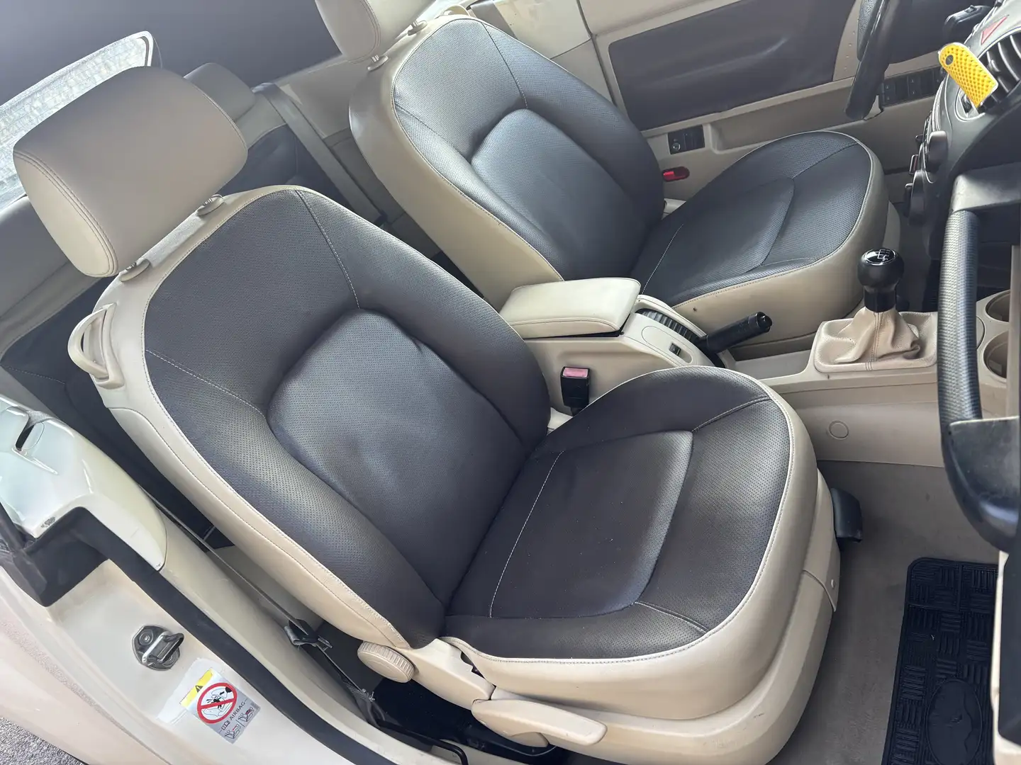 Volkswagen New Beetle Cabrio 1.6 FL - 2