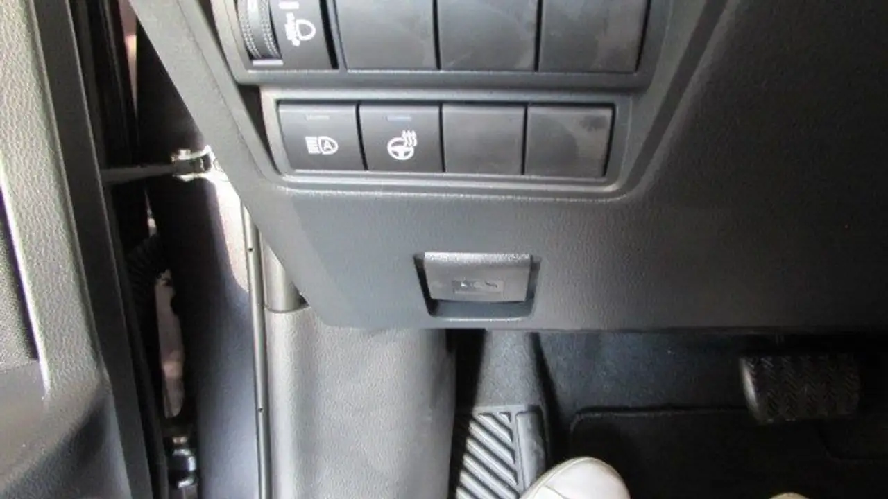 Toyota Yaris 2026 — фото 10