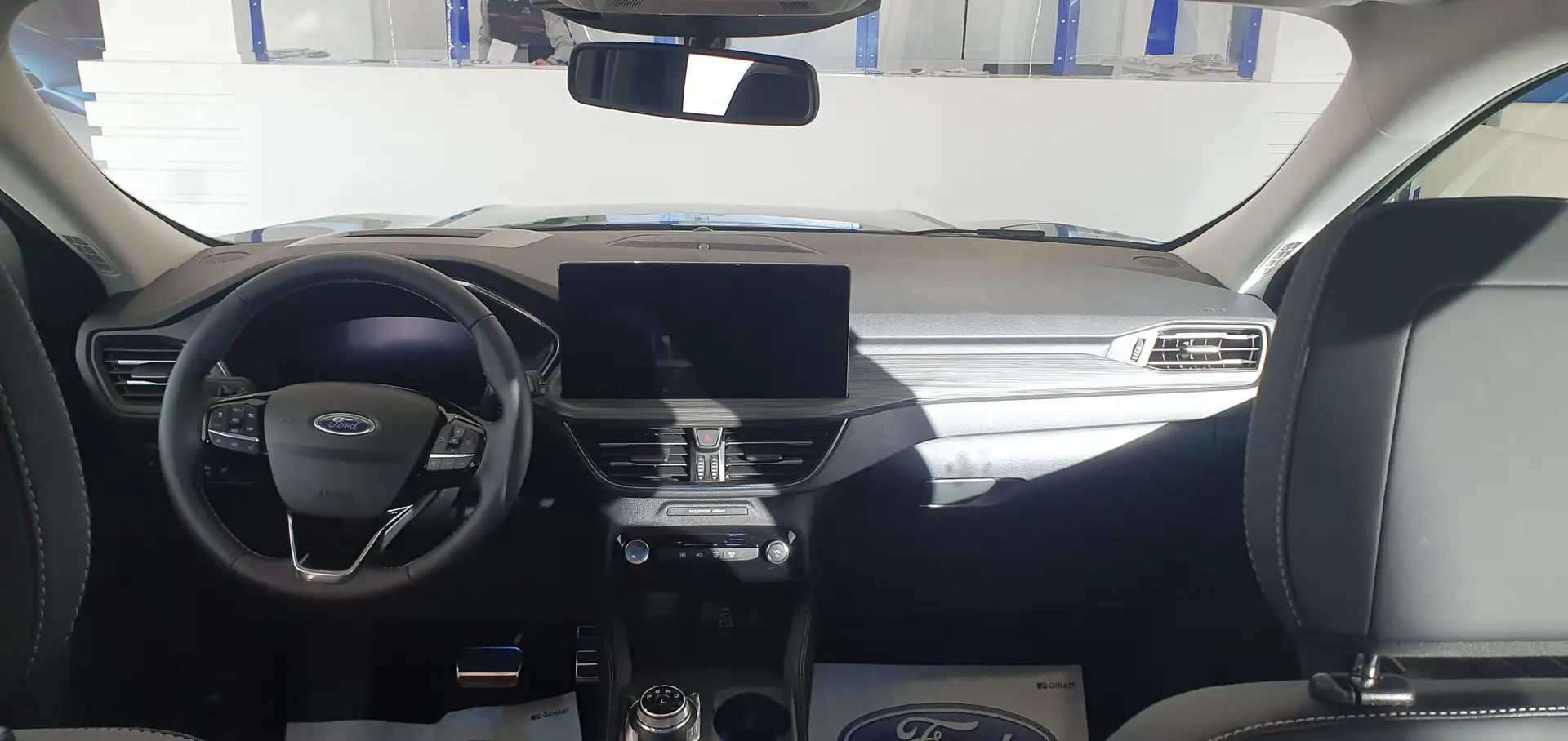 Ford Kuga ST-Line X 2.5 Full Hybrid Aut. Full. Optionals Verde - 2