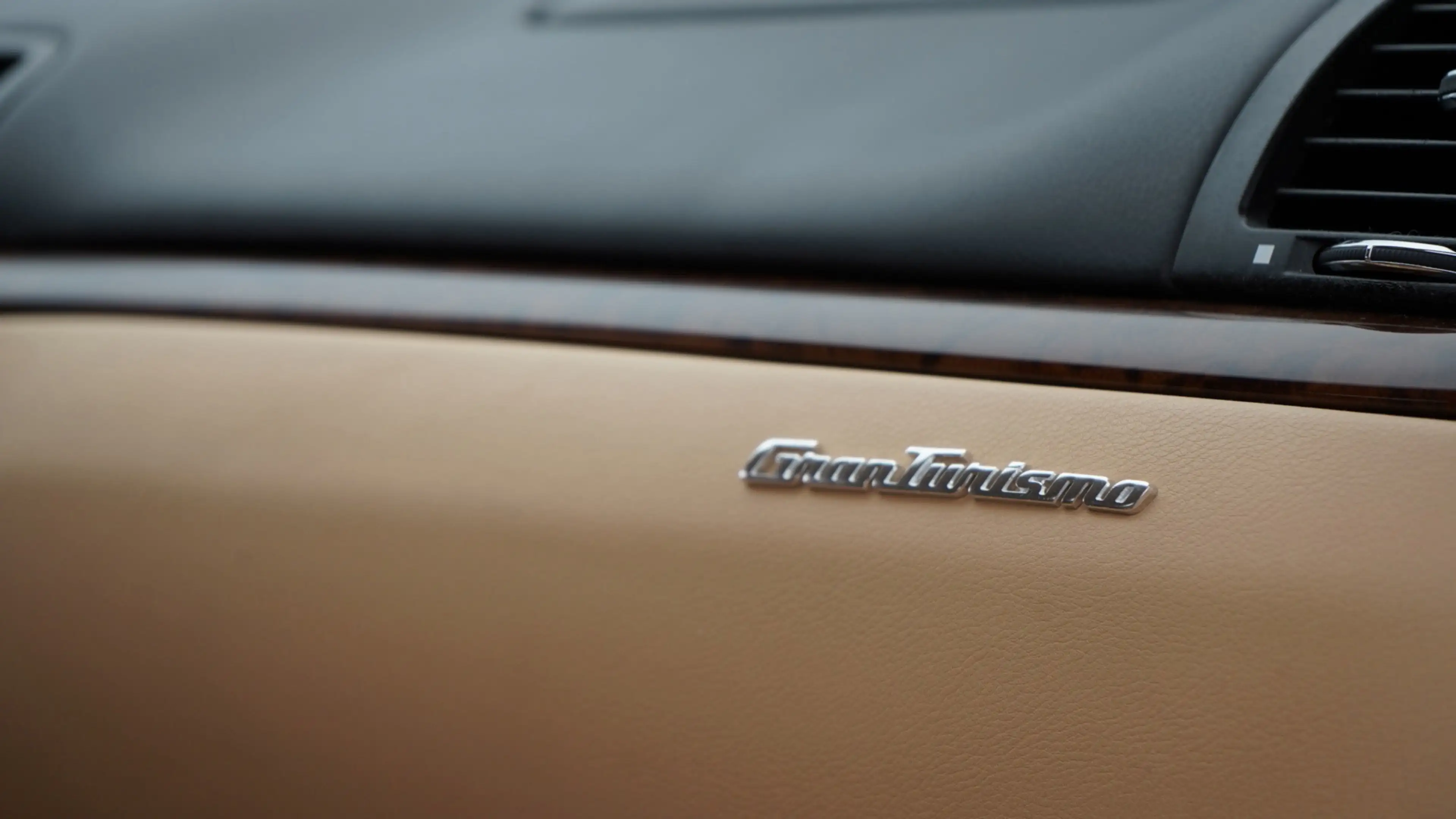 Maserati GranTurismo 4.2 ZF — photo 8