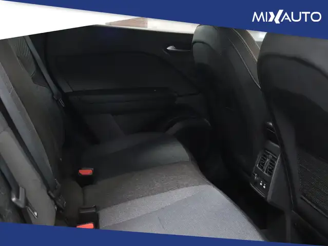 Renault Captur view 15
