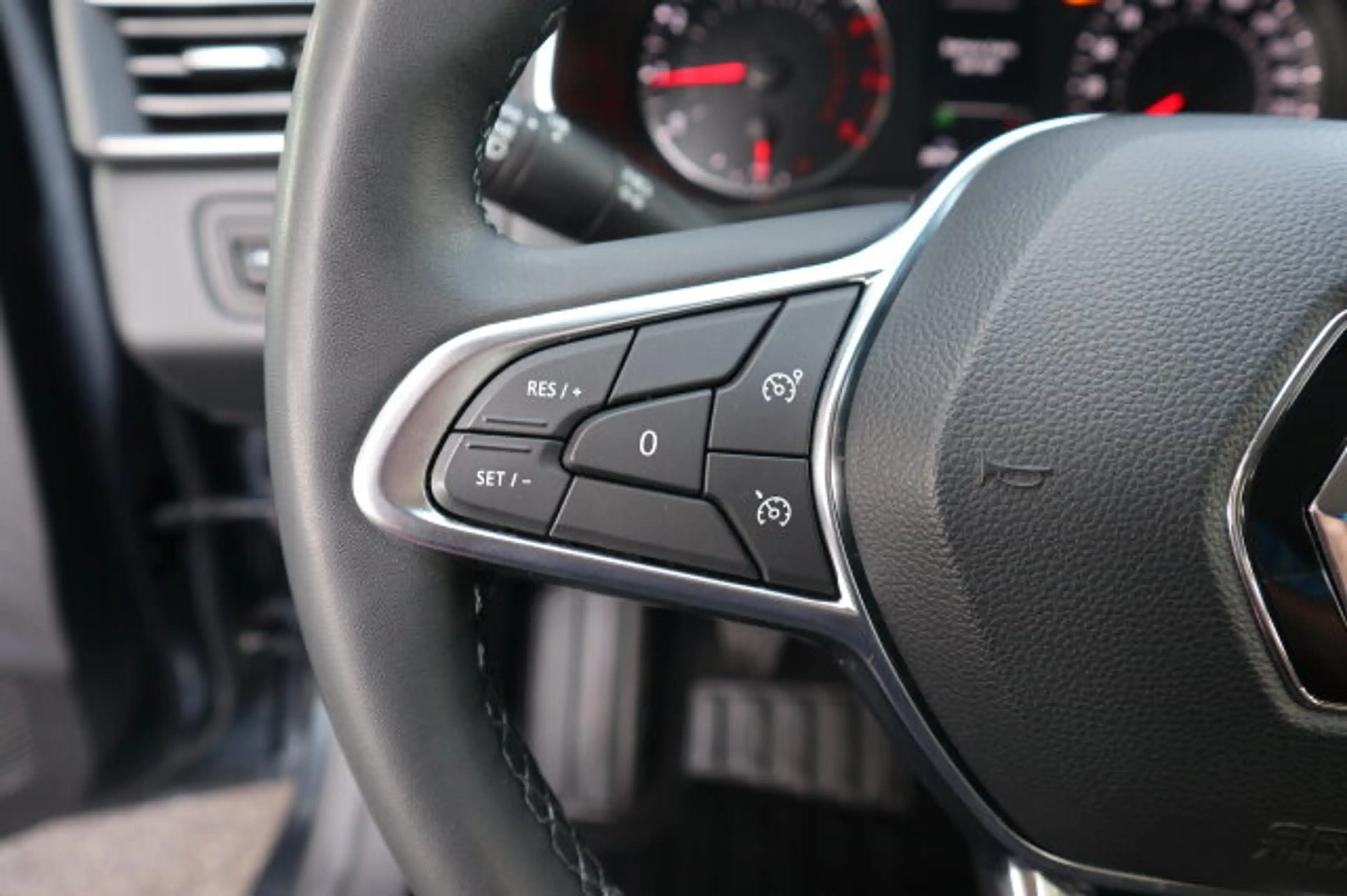 Renault Clio V 1.0 TCe 90 Zen Navi/Klima/LED Park-Assist./Sitzhzg./Tempomat/eFH./Schadstoffarm nach Abgasnorm Euro 6d — photo 14