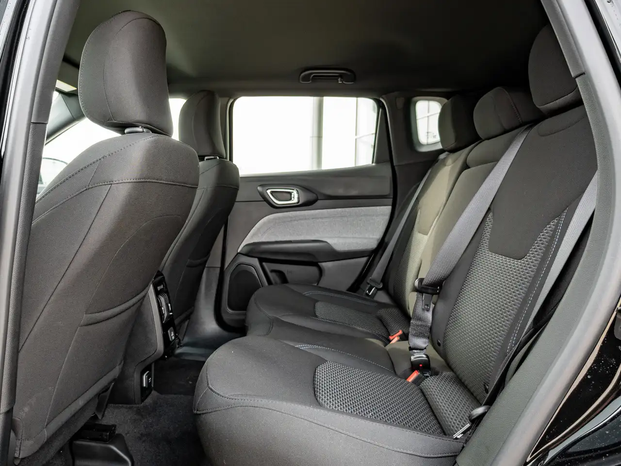 Jeep Compass снимка Jeep Compass