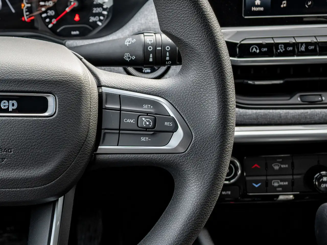 Jeep Compass снимка Jeep Compass
