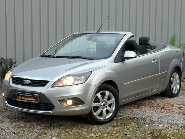 Ford Focus CC 2.0 Titanium "Leder "Tempomat "TÜV & Service