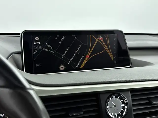Lexus RX view 9