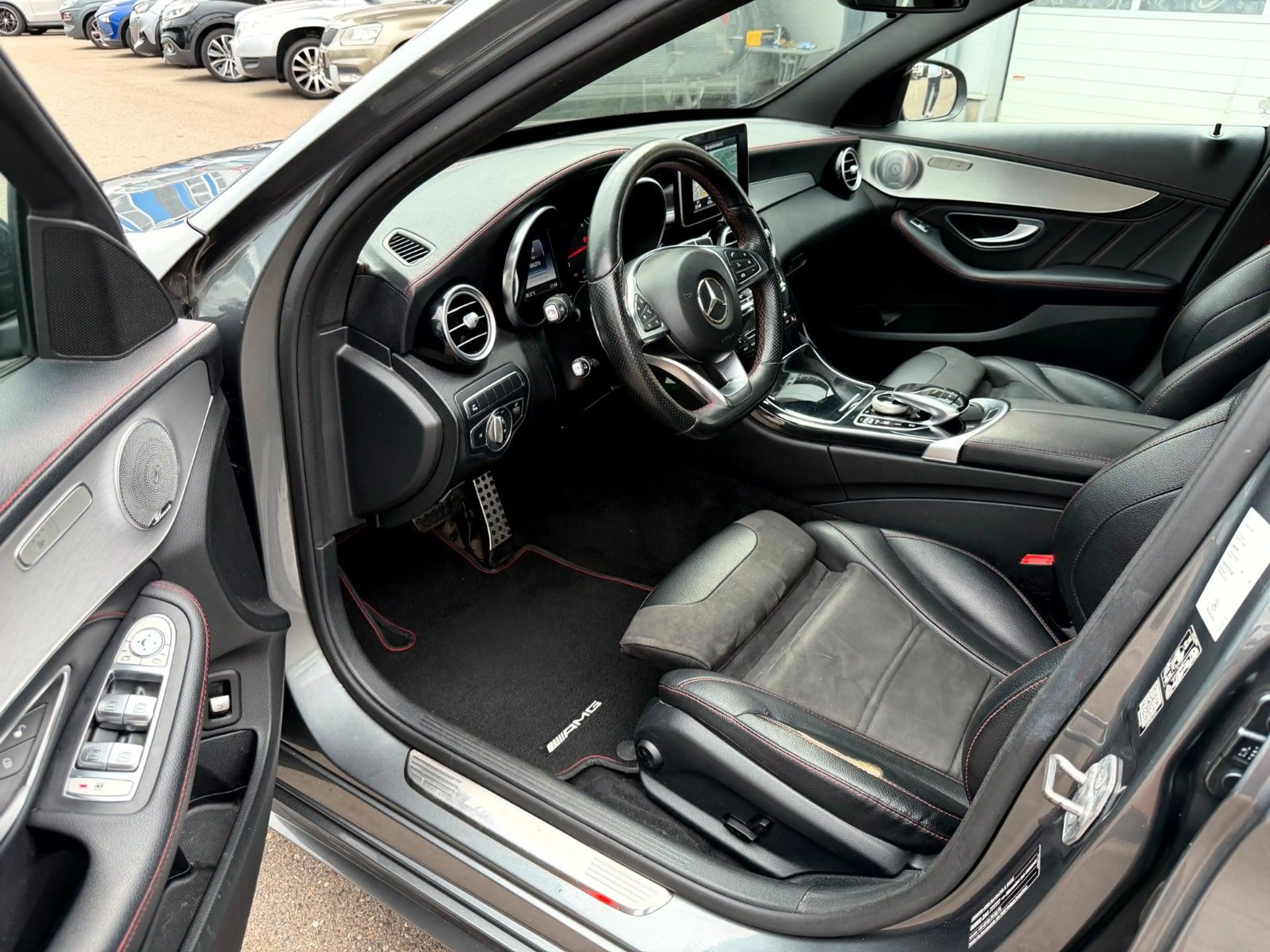 Mercedes-Benz C 43 AMG 4-Matic Limo LED_Kamera_Burmest_Distron — photo 12