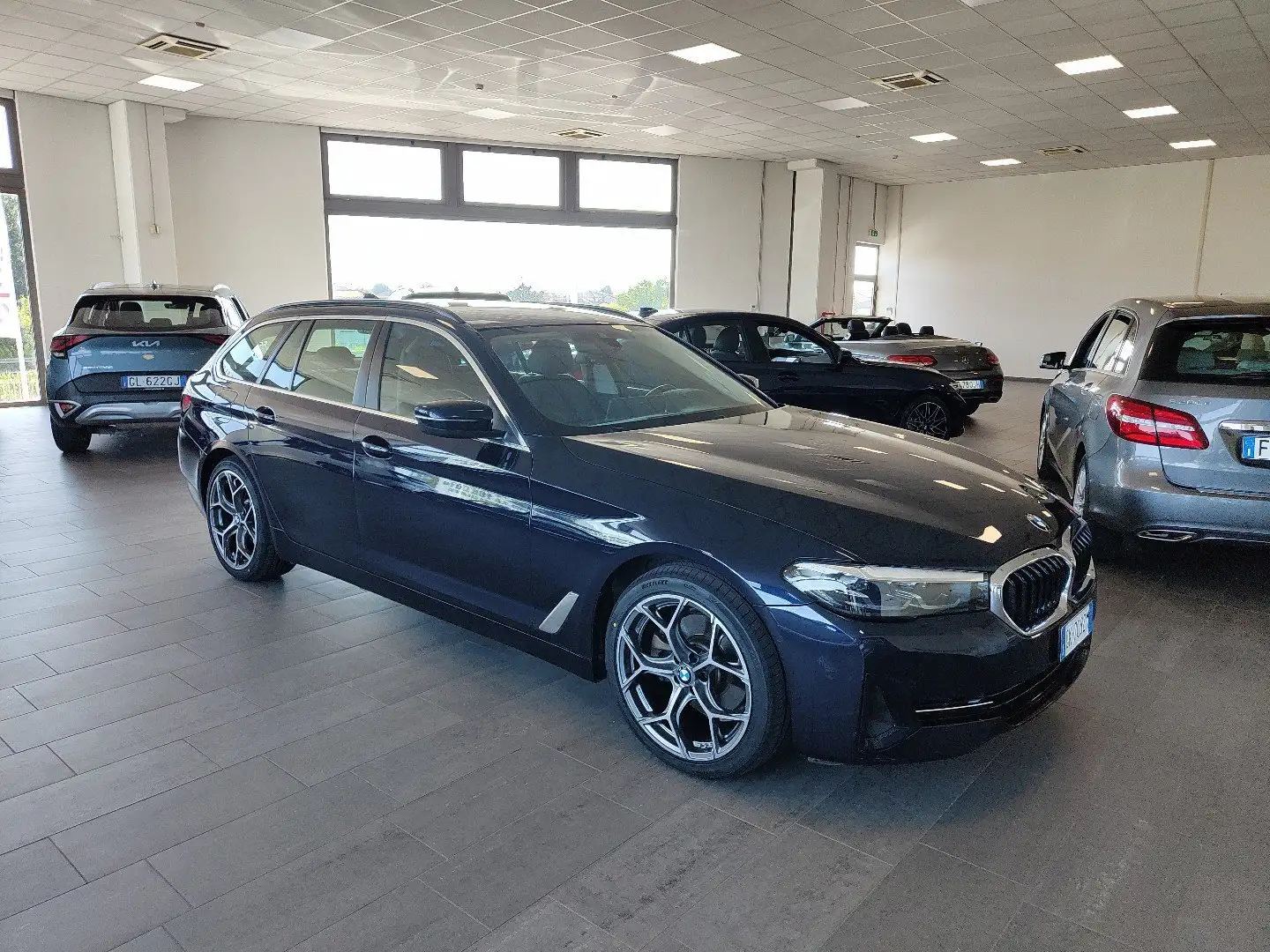 BMW 520 d 48V Touring Auto Navi Pelle Fari LED Cerchi19 Blu/Azzurro - 2