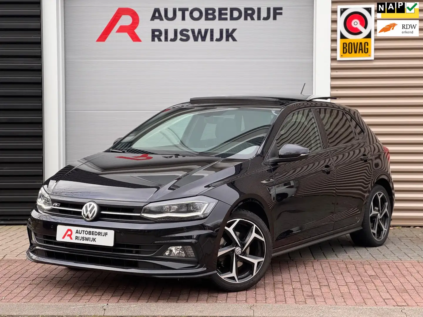 Volkswagen Polo 1.0 TSI 3x R-Line Pano/Virtual/AppleCarPlay/Xenon Zwart - 1