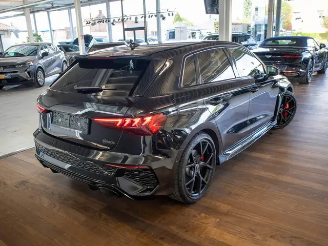 Audi RS3 view 4