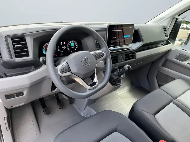 Volkswagen Crafter view 8