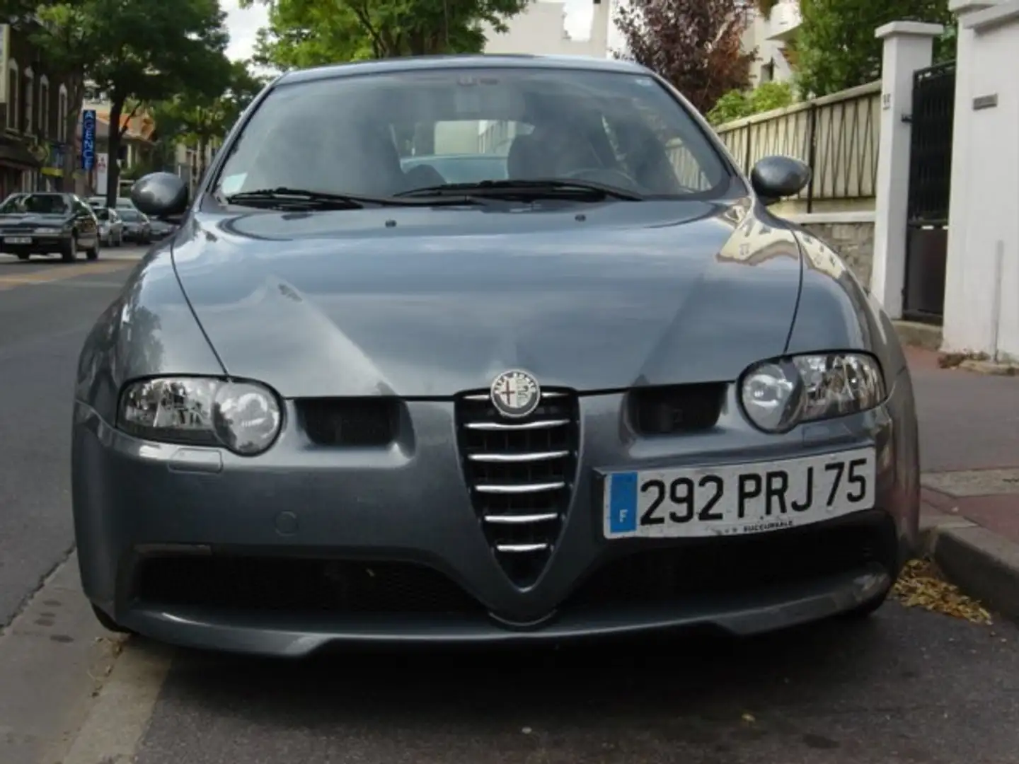 Alfa Romeo 147 147 GTA Gris - 1