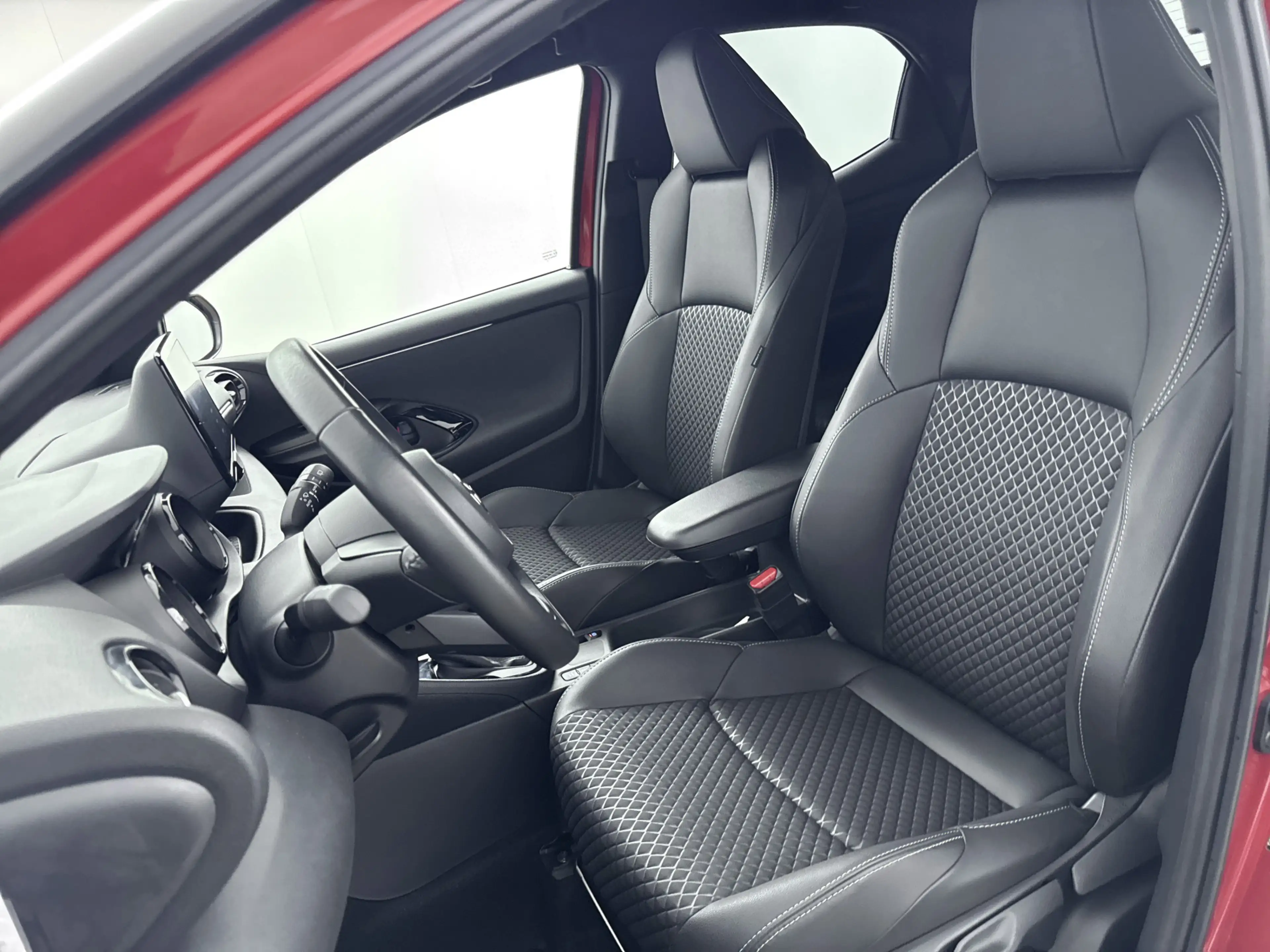 Toyota Yaris 1.5 Hybrid Executive Limited | Stoelverwarming | C — photo 14