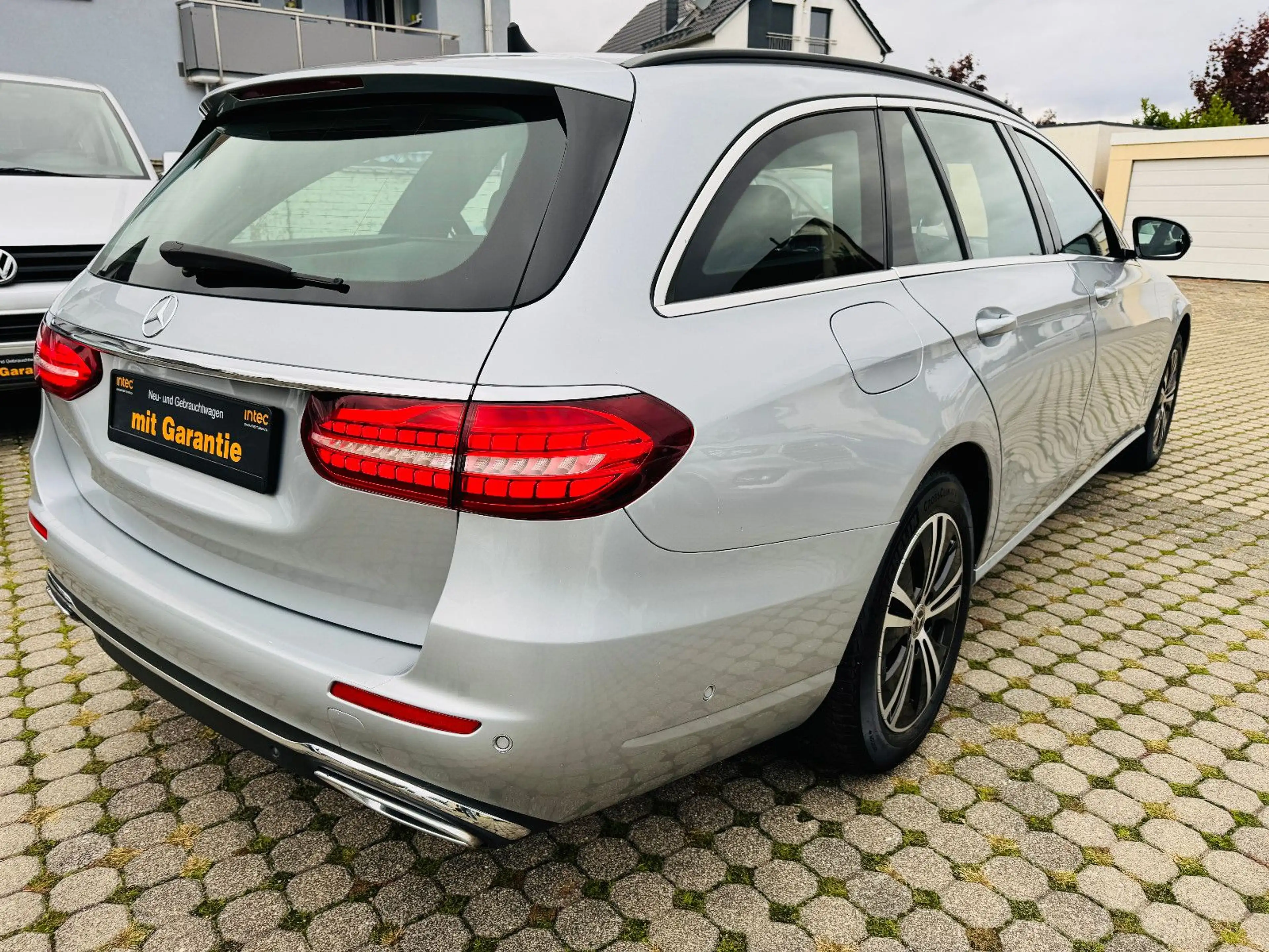 Mercedes-Benz E 220 d T-Modell, Avantgarde, Kamera, TOP-Zustand — photo 9