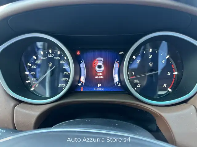 Maserati Ghibli view 14