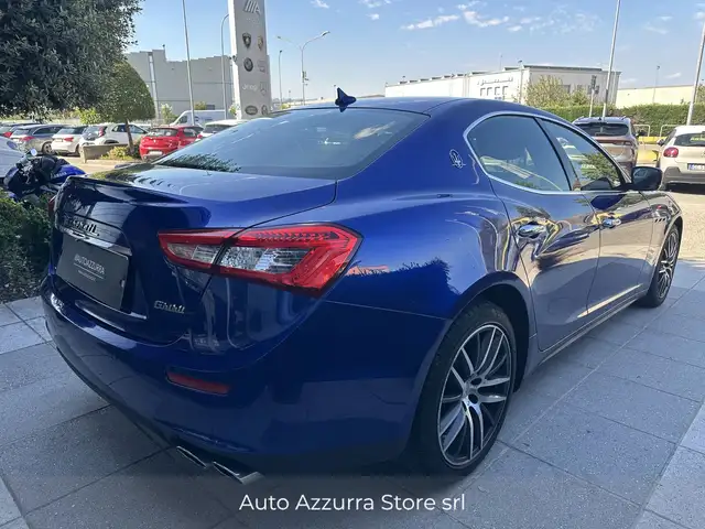 Maserati Ghibli view 4