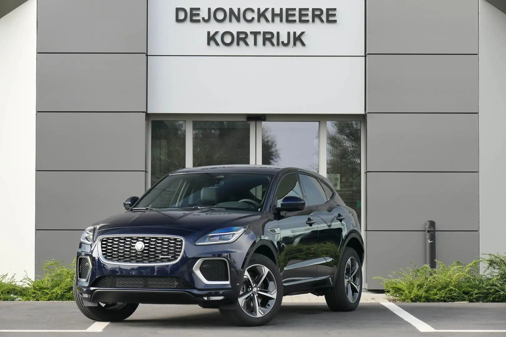 Jaguar E-Pace - P300e R-Dynamic S AWD Aut. Albastru - 1