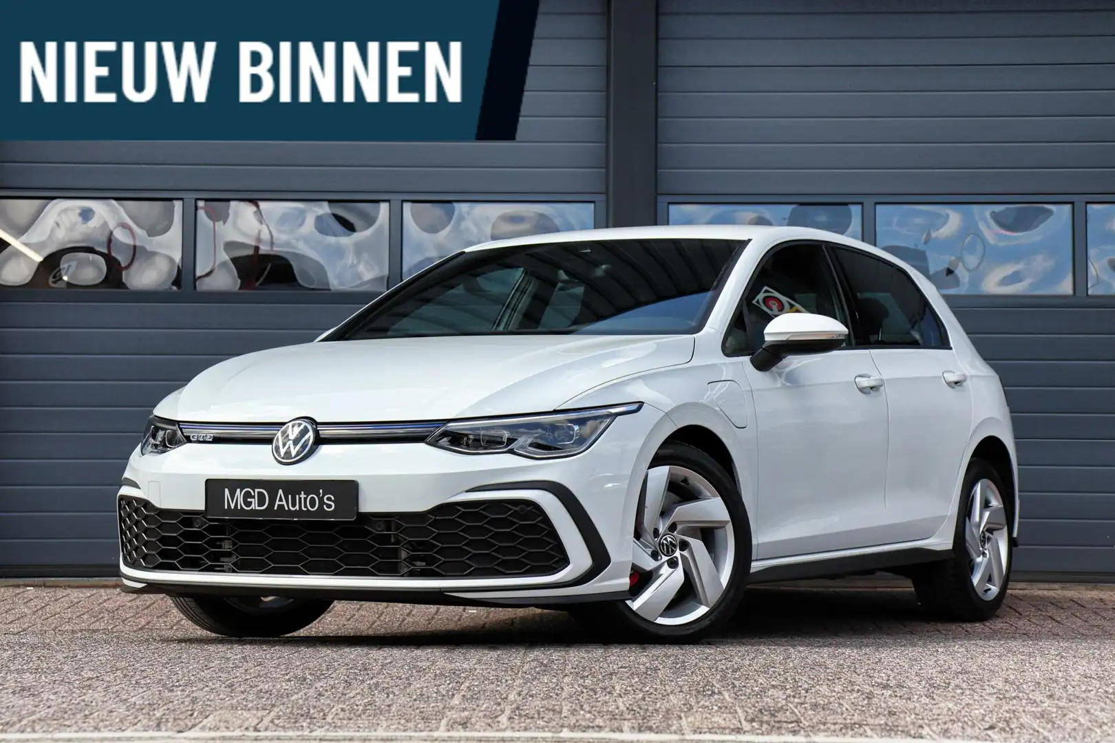 Volkswagen Golf GTE 1.4 eHybrid /IQ-LIGHT/SFEERVERL./PDC V+A/CRUISE! Белый - 1