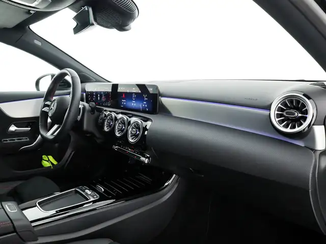 Mercedes-Benz A-Class view 10