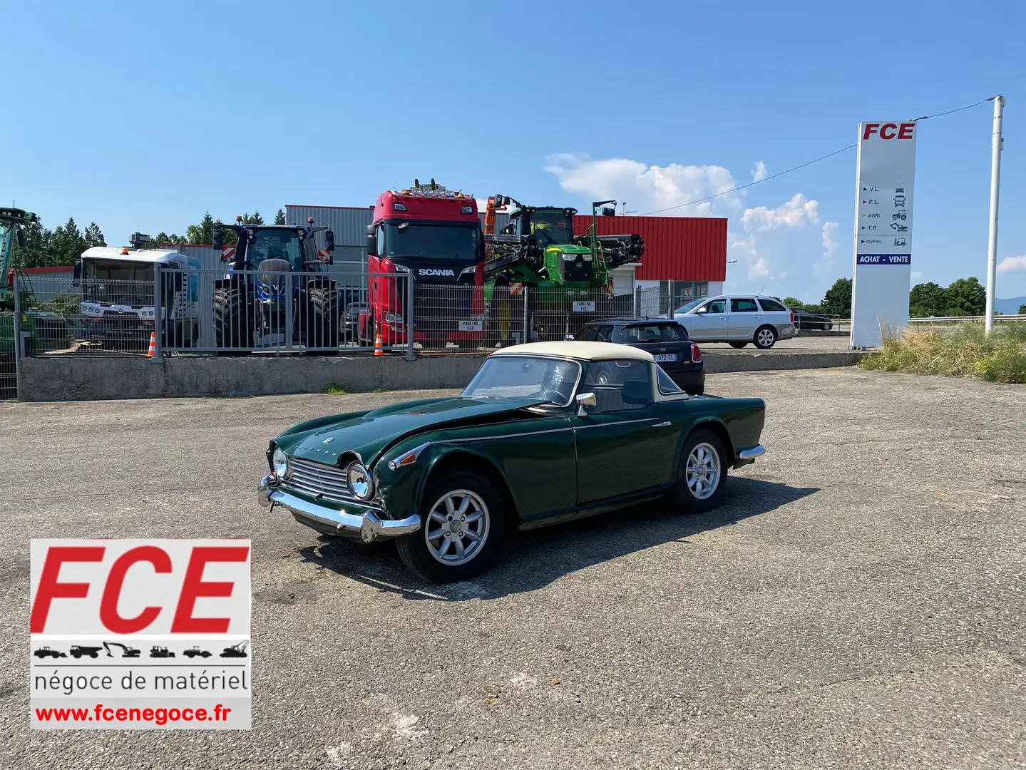 Triumph TR4 TR4-A + Hard Top / OldTimer endommagé Vert - 1