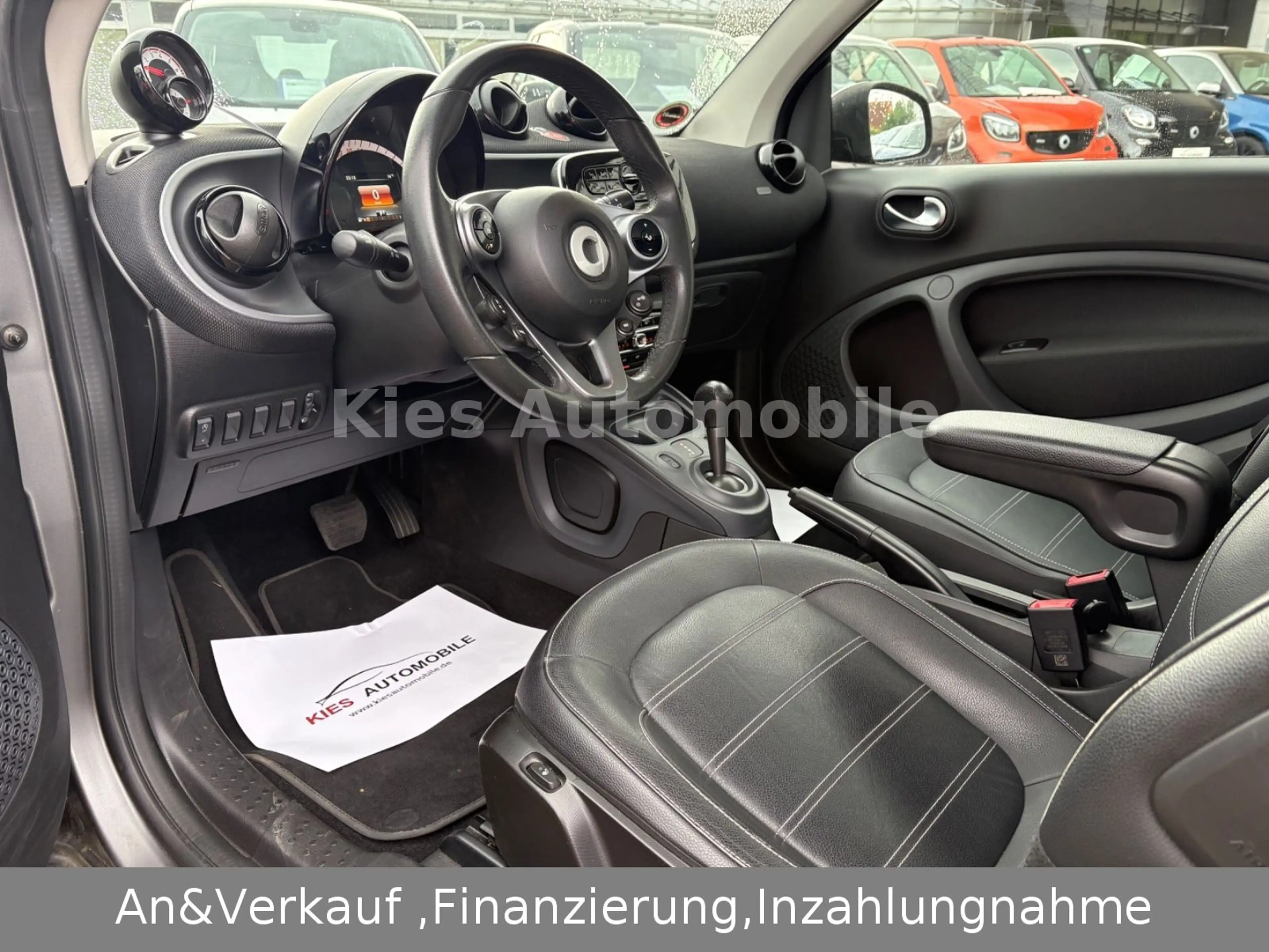 smart forTwo Prime 90Ps AUTOM/LEDER/SITZH/PANO/KLIMA — photo 15