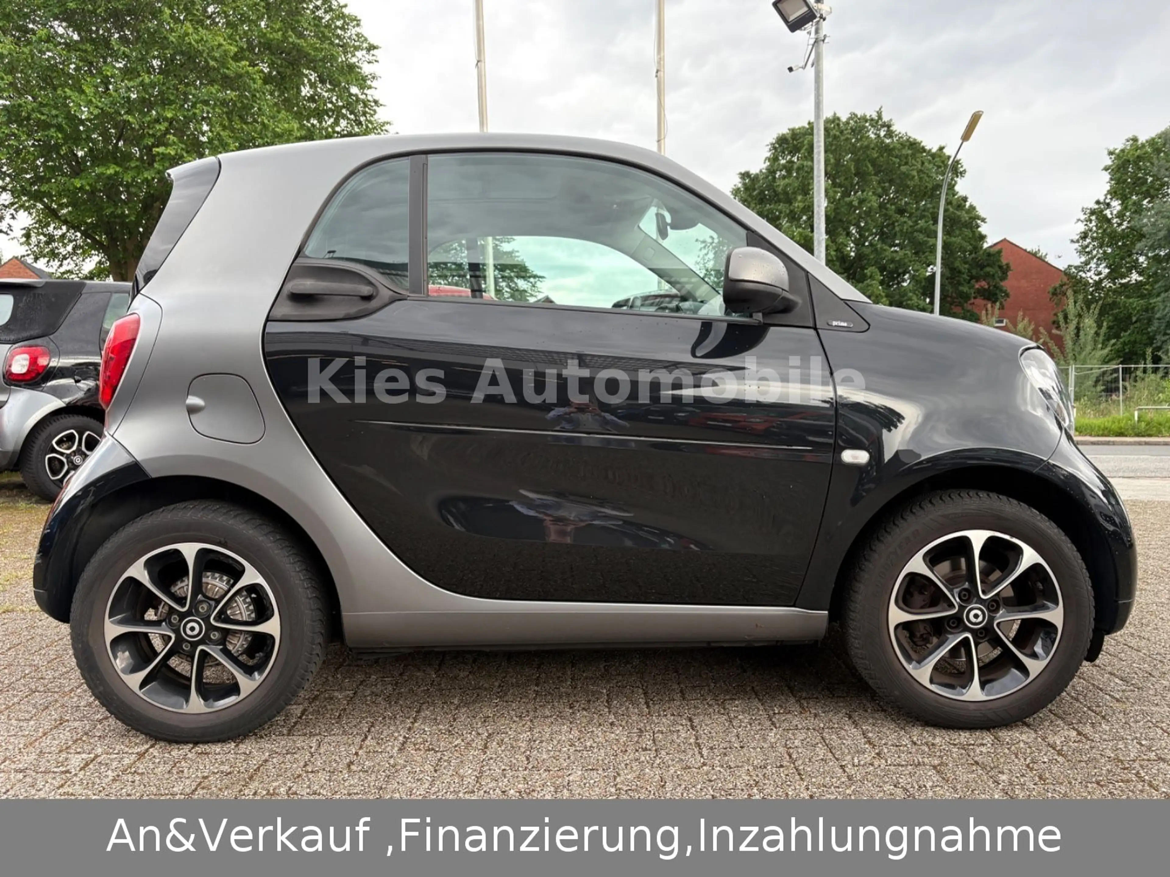 smart forTwo Prime 90Ps AUTOM/LEDER/SITZH/PANO/KLIMA — photo 6