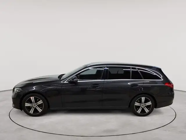 Mercedes-Benz C-Class view 6