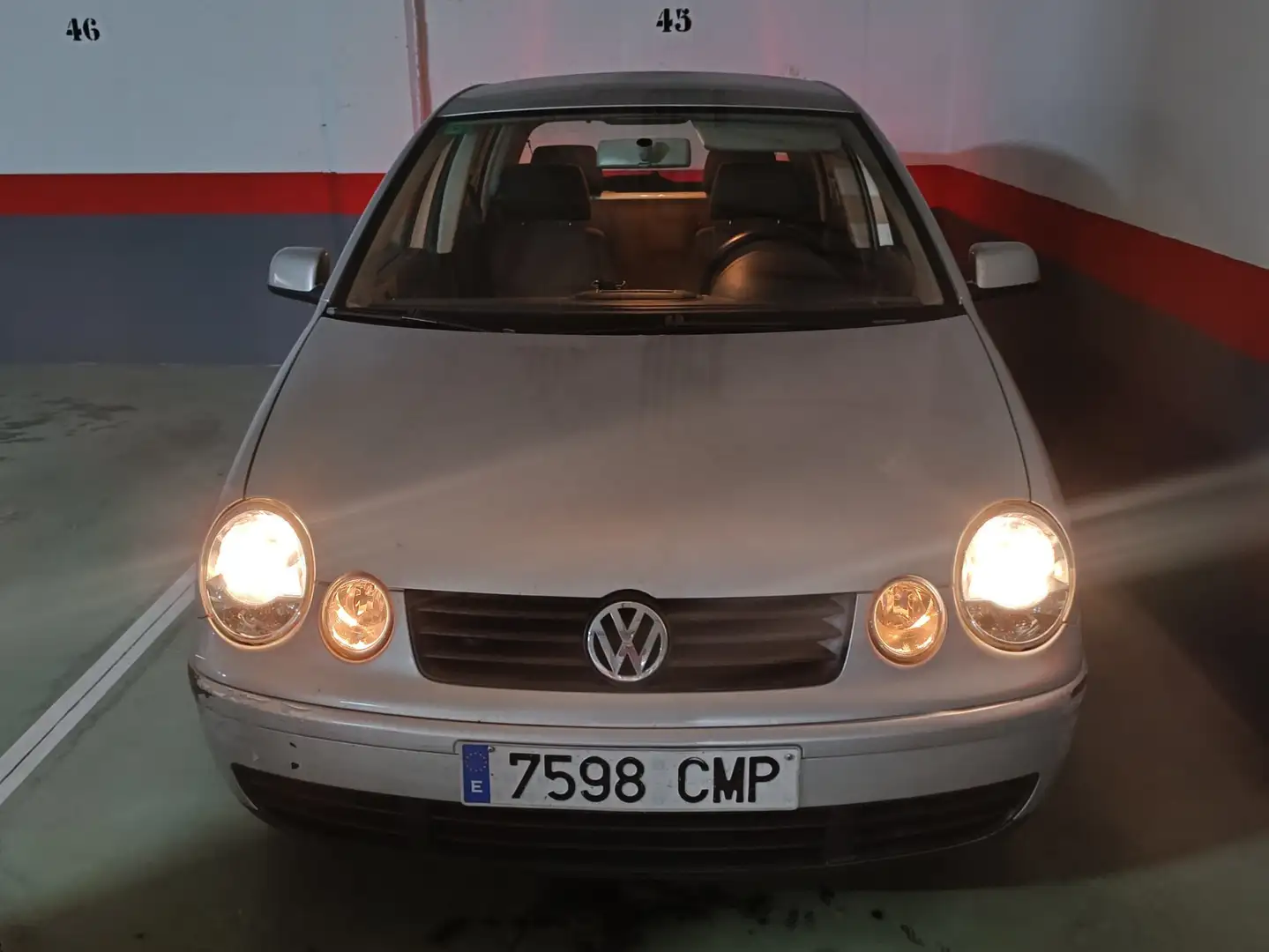 Volkswagen Polo Polo 1.4 Match Match Plateado - 1