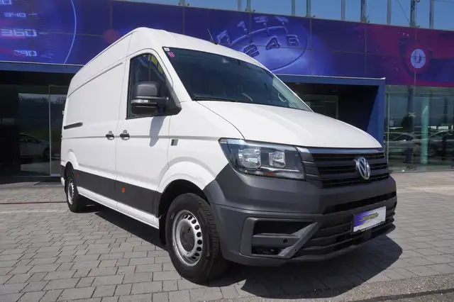 Volkswagen Crafter view 3