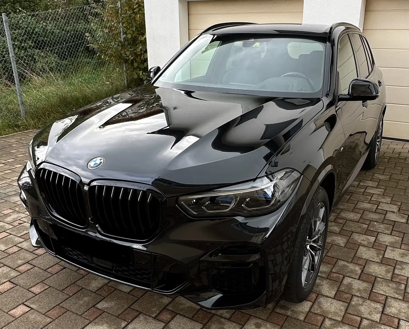 BMW X5 xDrive 30d M SportPaket/Laser/Standhzg/AHK/MwSt aw Black - 1