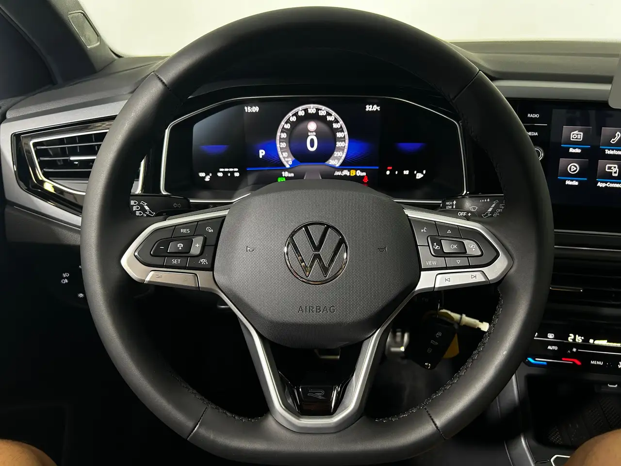Volkswagen Polo R-Line Plus 1.0 95 cv + Fari Matrix, миниатюра 9