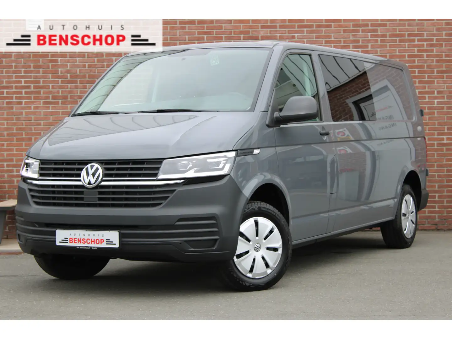 Volkswagen T6.1 Transporter 2.0 TDI 150PK L2 DC |LED|AIRCO|CRUISE|SENSOREN.ACH Szary - 1
