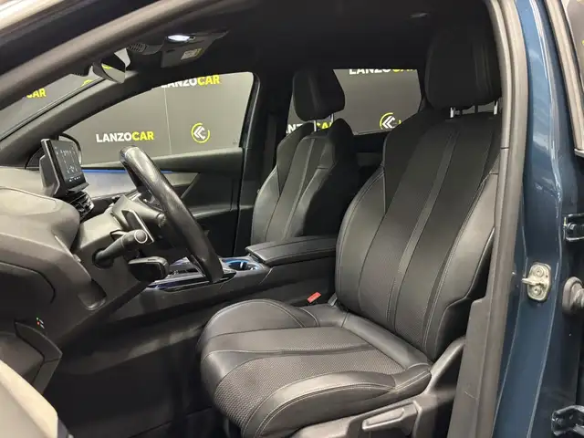 Peugeot 5008 view 12