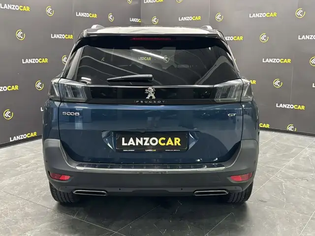Peugeot 5008 view 5