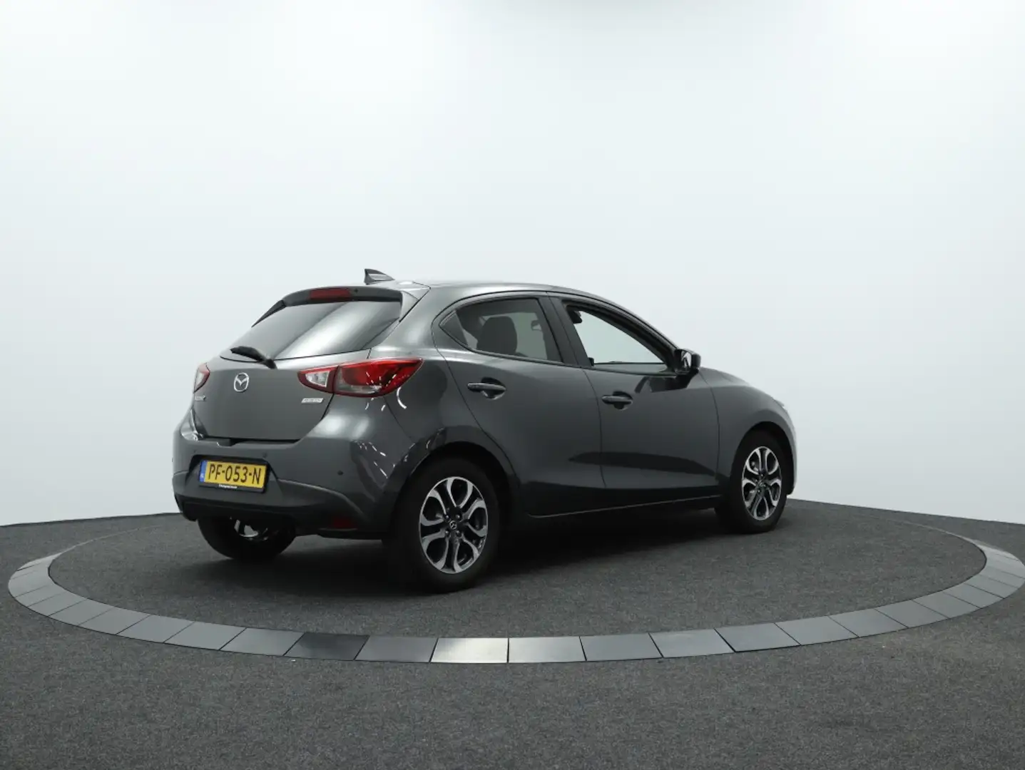 Mazda 2 1.5 Skyactiv-G SkyLease+ | Afneembare trekhaak | N Grijs - 2