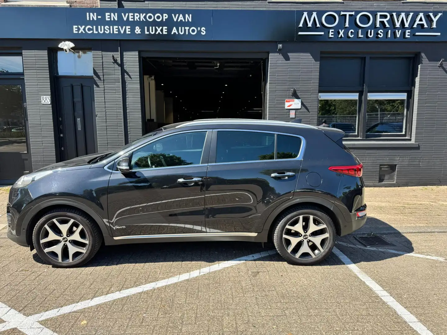 Kia Sportage 1.6 T-GDI 4WD GT-Line |AUTOMAAT|LEDER|CAMERA|STOEL Zwart - 2