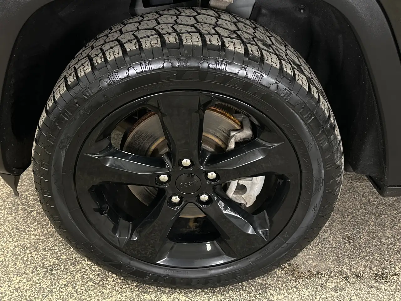 Jeep Grand Cherokee снимка Jeep Grand Cherokee