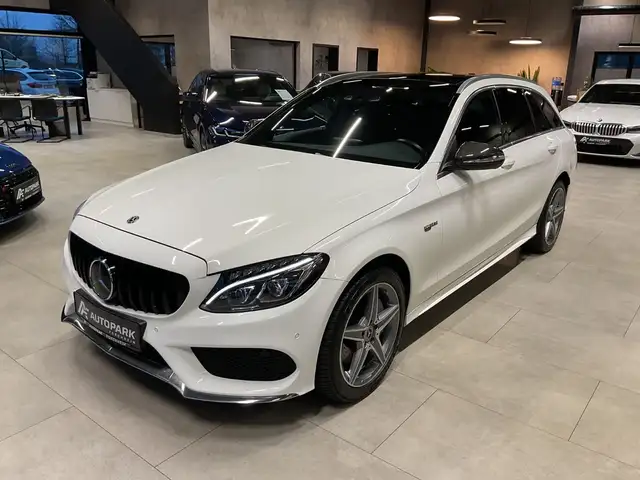 Mercedes-Benz C 400 T 4M AMG-Line Kamera Leder LED Navi Pano