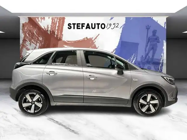 Opel Crossland view 3