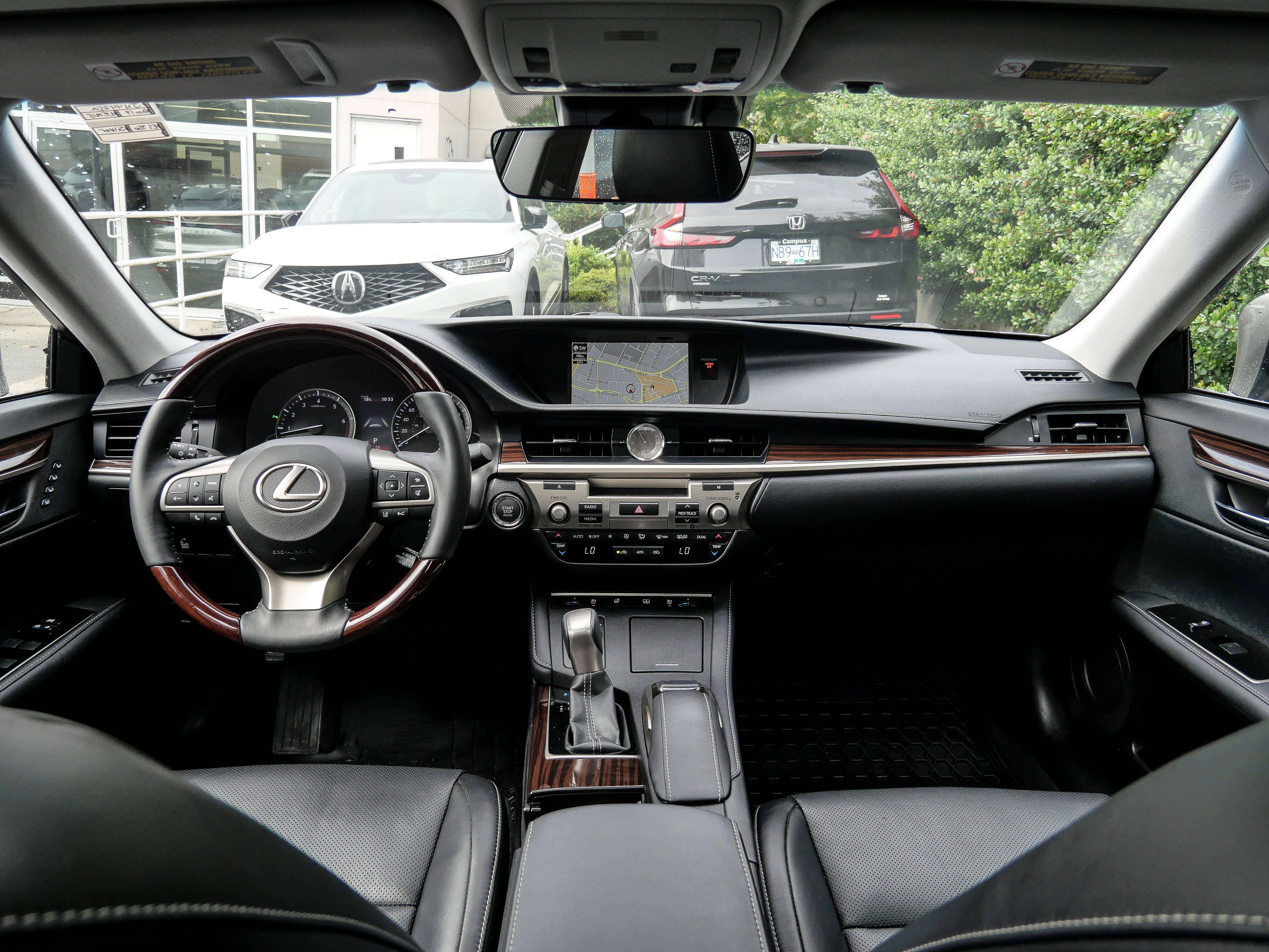 2017 Lexus ES