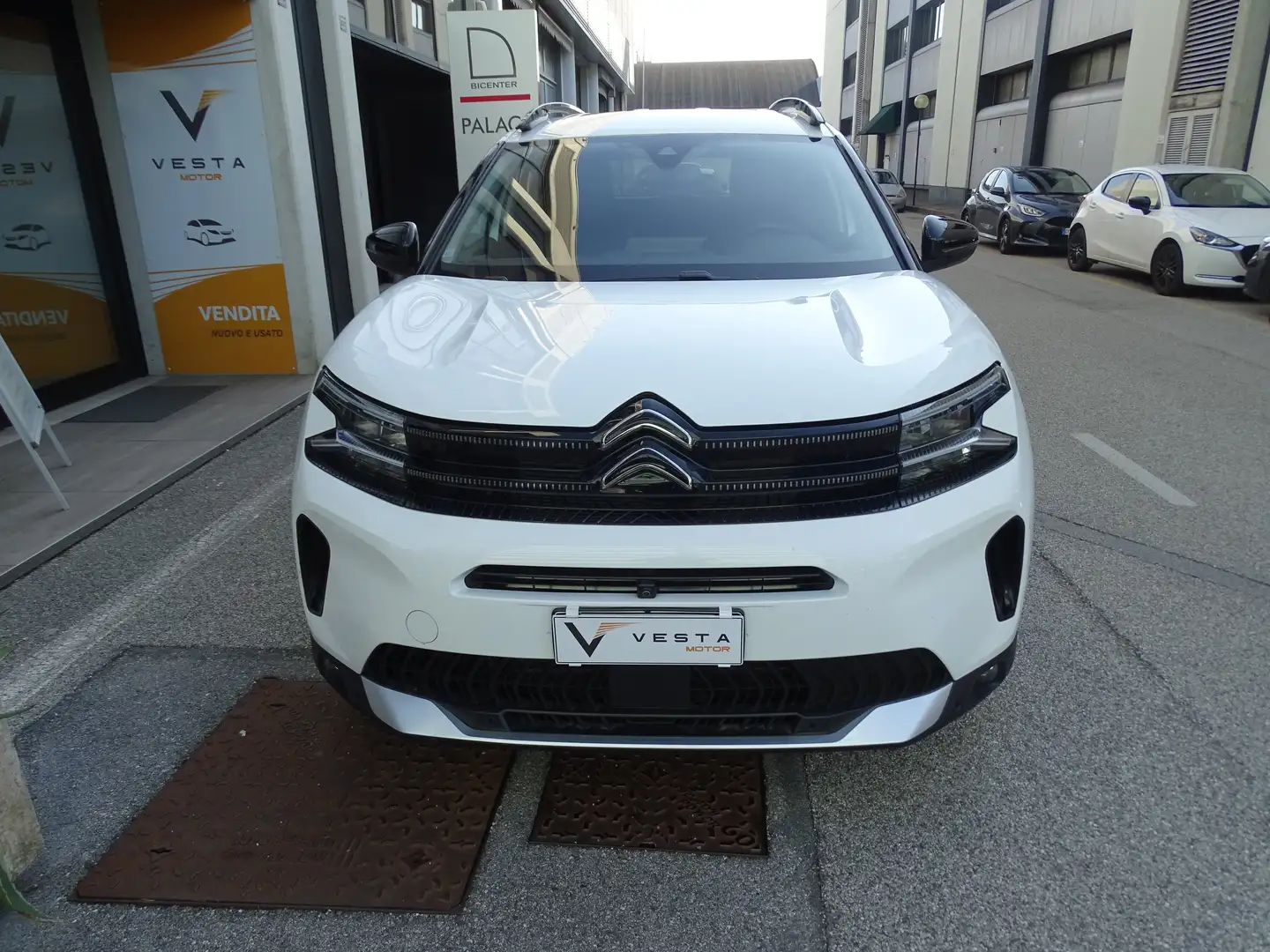 Citroen C5 Aircross C5 Aircross I 2022 1.5 bluehdi Shine Pack Sport Weiß - 2