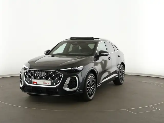 Audi SQ5 view 2