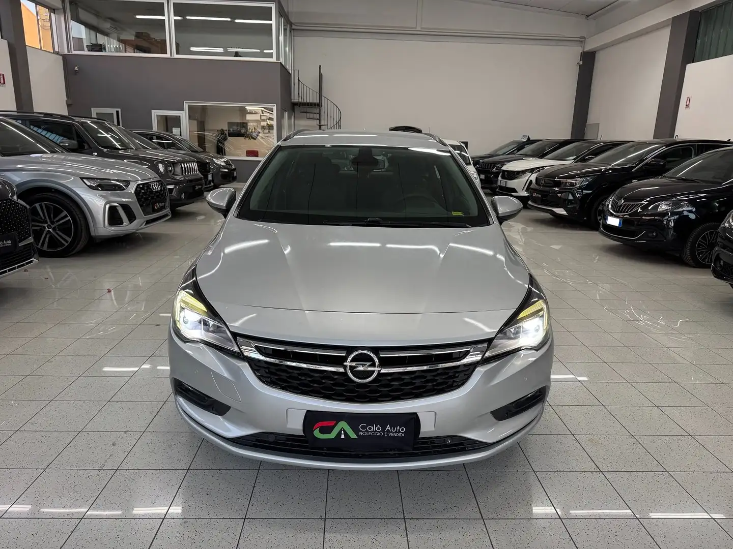 Opel Astra Sports Tourer 1.6 dti Business NAVI FUL LED BELLA Argento - 2