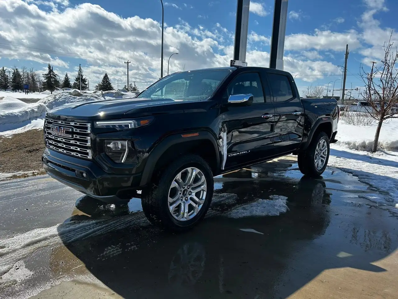 2026 GMC Canyon
